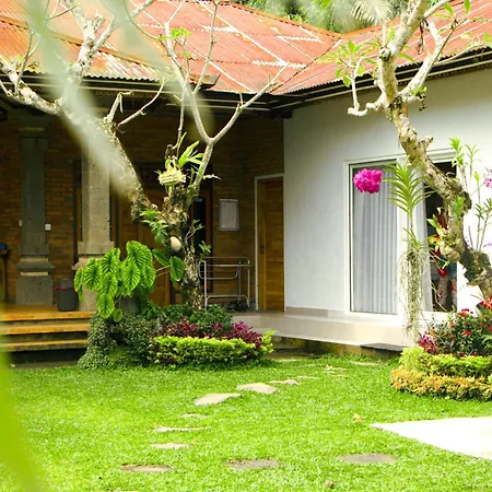 Mesari Cottage Guest House